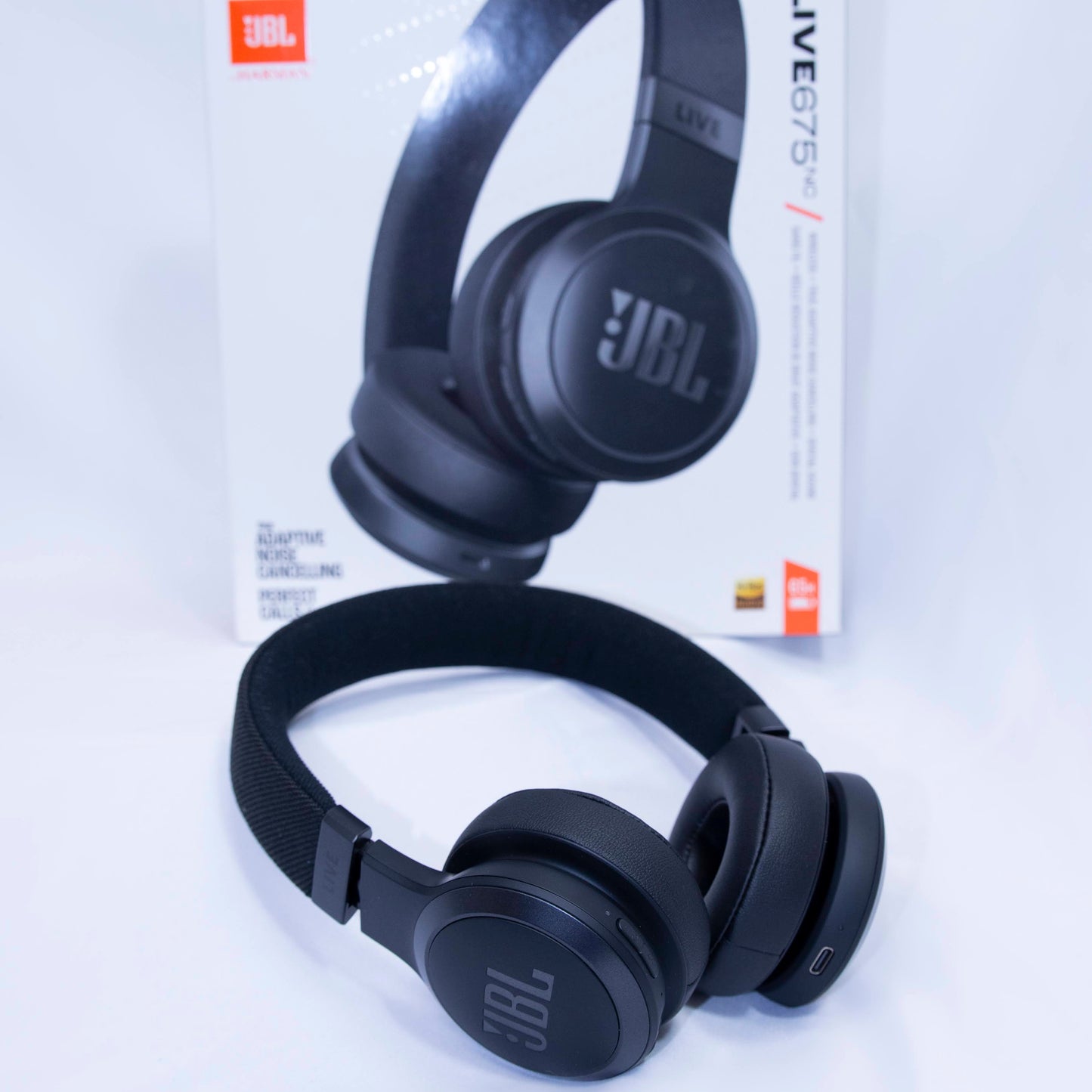 JBL Live 675NC Wireless True Adaptive Noise-cancelling On-Ear Headphones