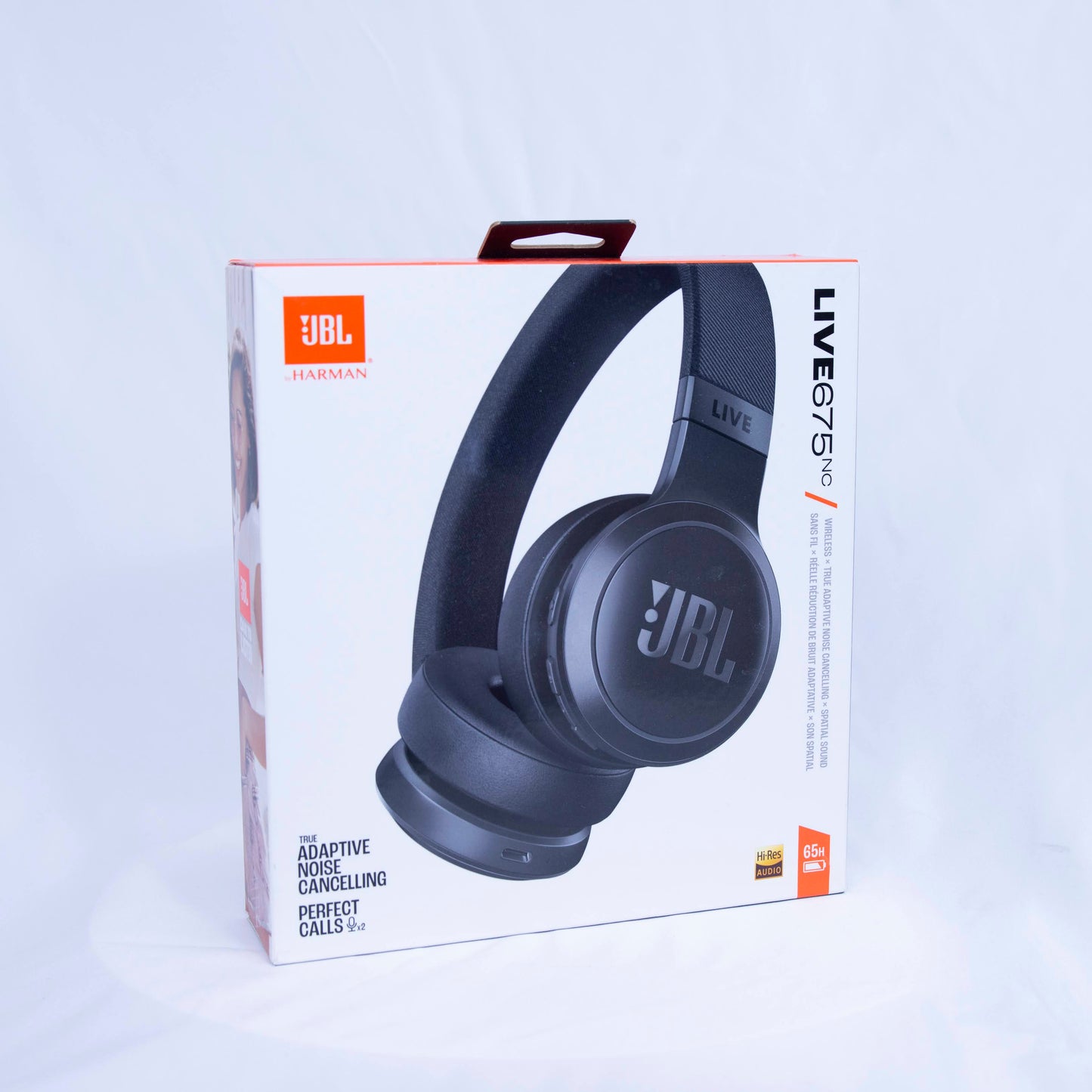 JBL Live 675NC Wireless True Adaptive Noise-cancelling On-Ear Headphones Box