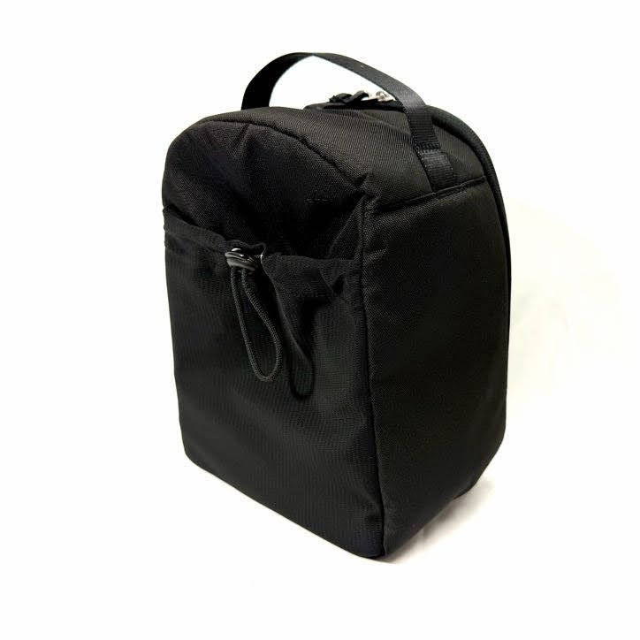 All in Motion Lunch Bag Black