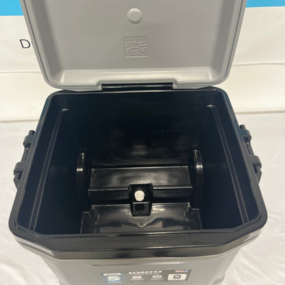 Igloo Maxcold 61 Qt Wheeled Cooler Opened
