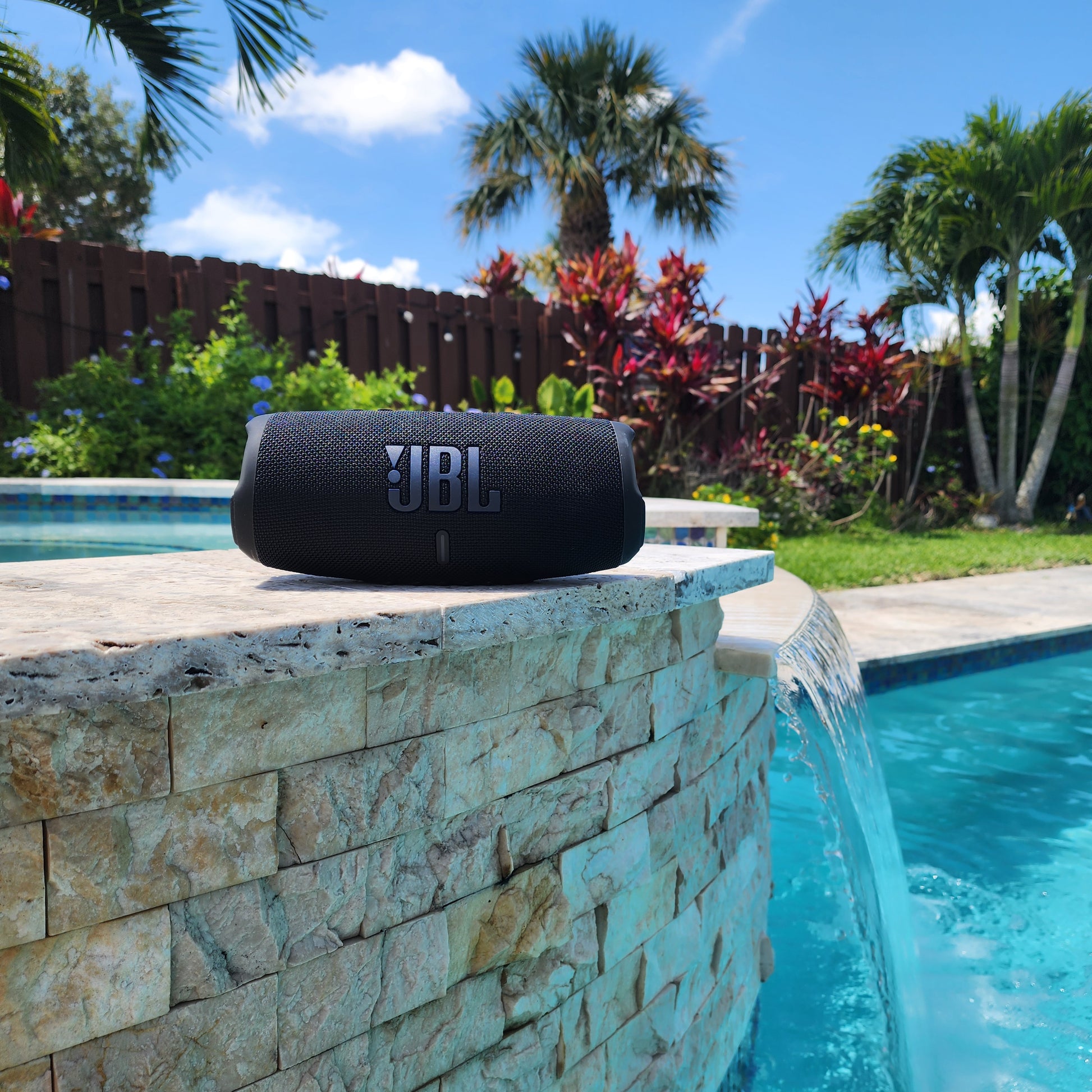 JBL Charge 5 WIFI SE Speaker Outdoor