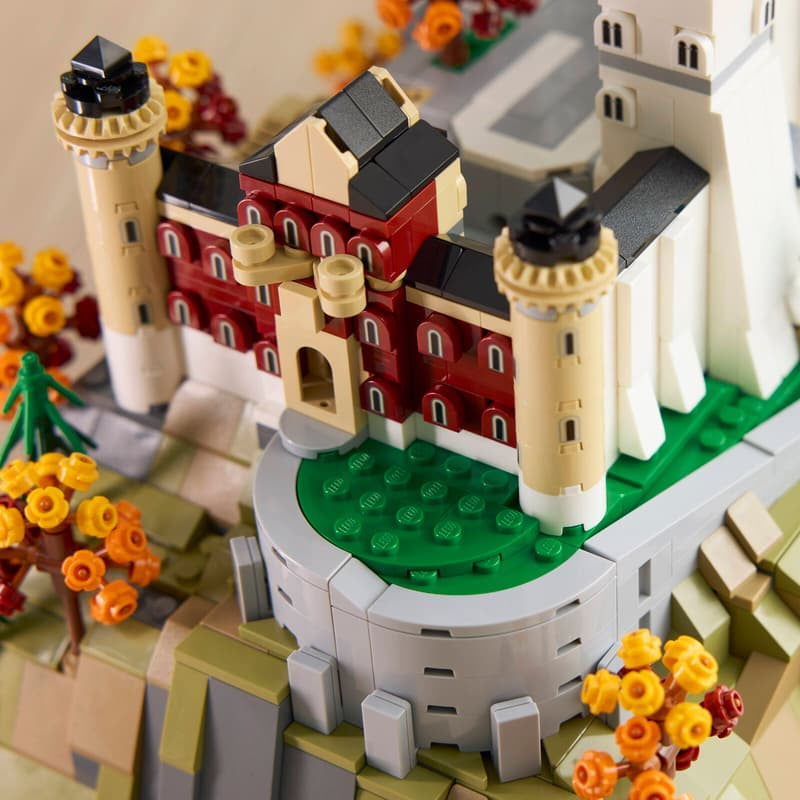 Lego Architecture Neuschwanstein Castle Zoom