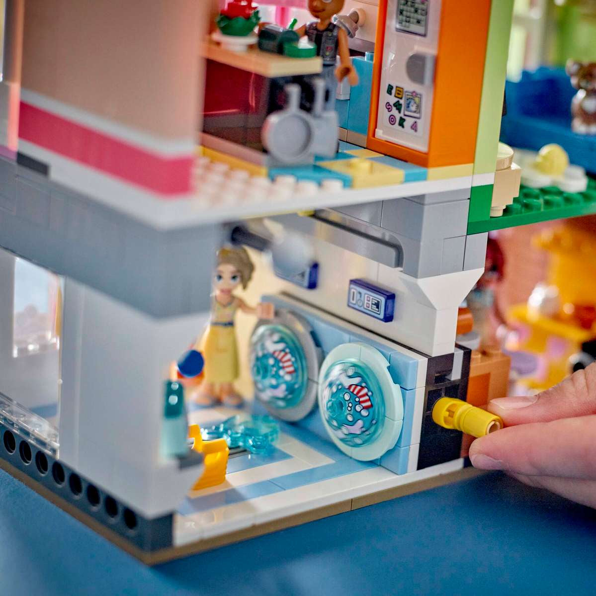 Lego Friends Heartlake City Apartments Laundry