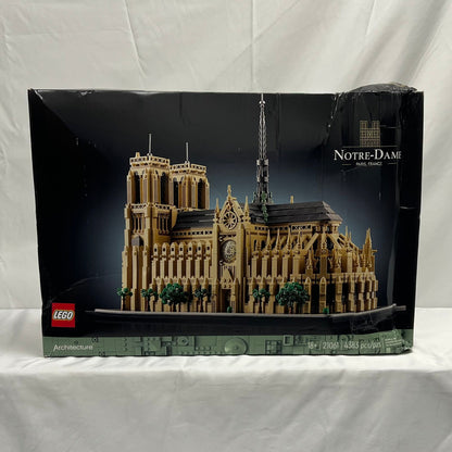 Lego Architecture Notre Dame Box Front