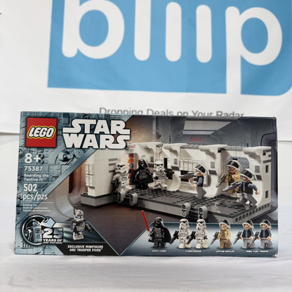Lego Star Wars Boarding the Tantive IV Box Front