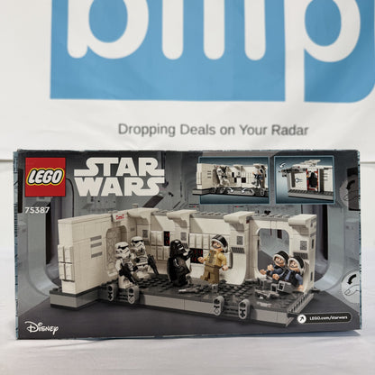 Lego Star Wars Boarding the Tantive IV Box Back