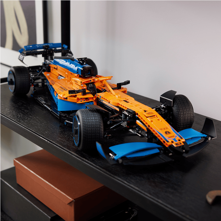 Lego Technic McLaren Formula 1 Team Lifestyle