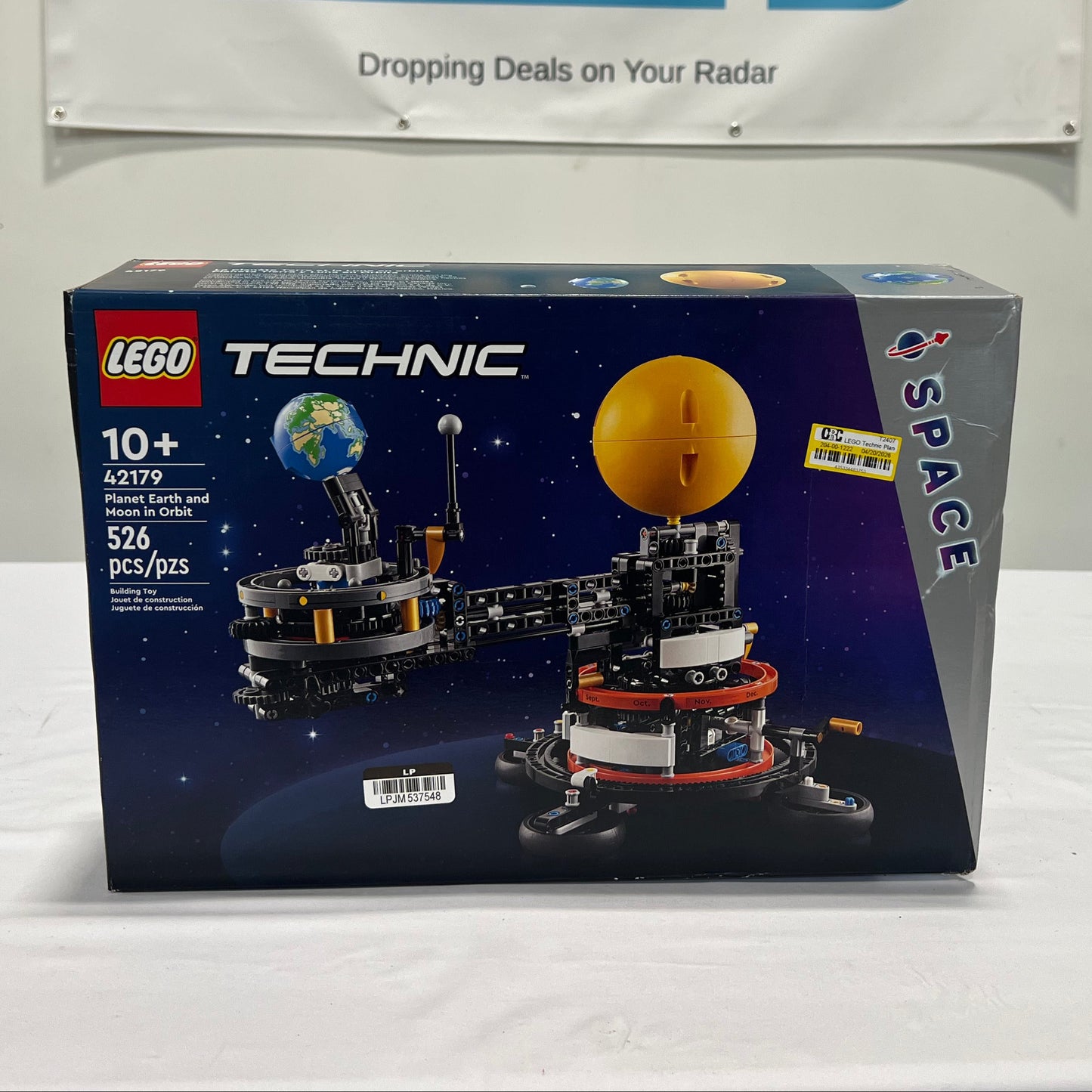 Lego Technic Planet Earth and Moon Orbit Box Front