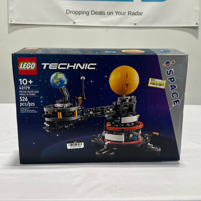 Lego Technic Planet Earth and Moon Orbit Box Front