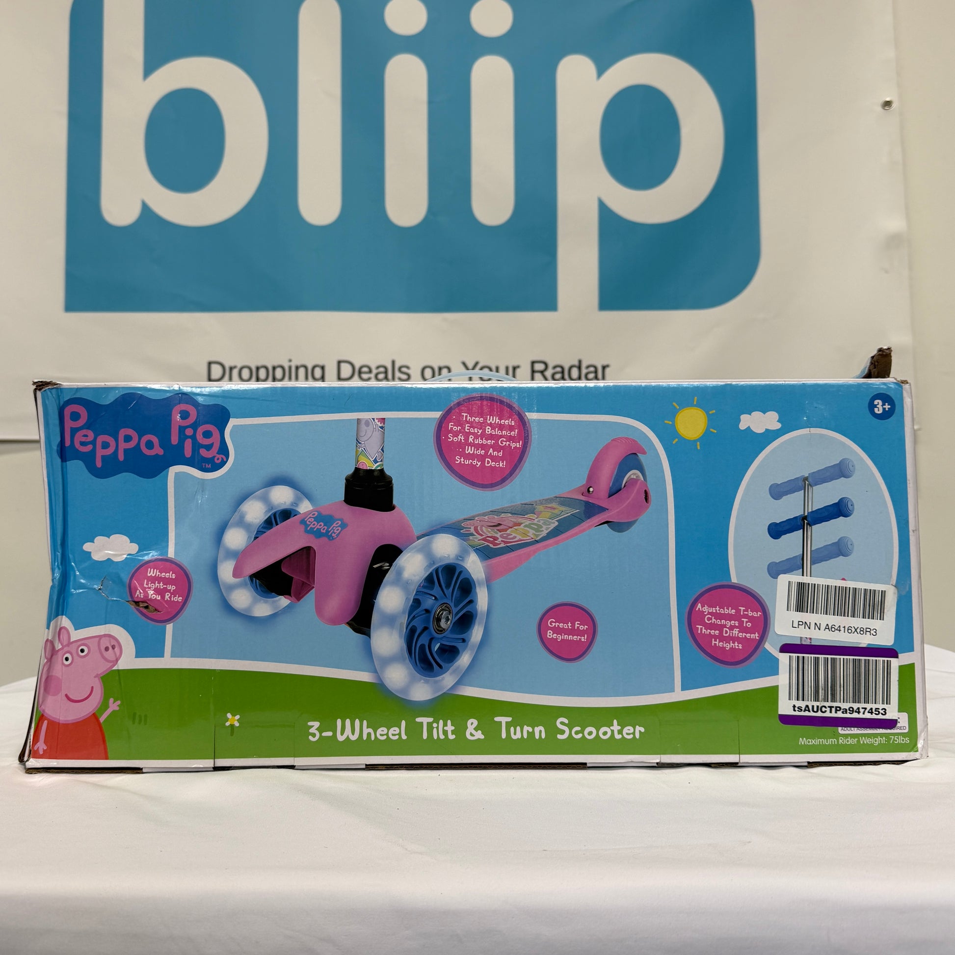 Peppa Pig Tilt N Turn 3-Wheel Scooter Box Front
